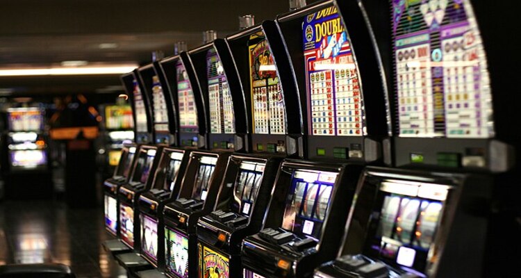 Dampak Kecanduan Bermain Slot Online